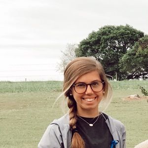 Meet your Posher, Maggie ruth